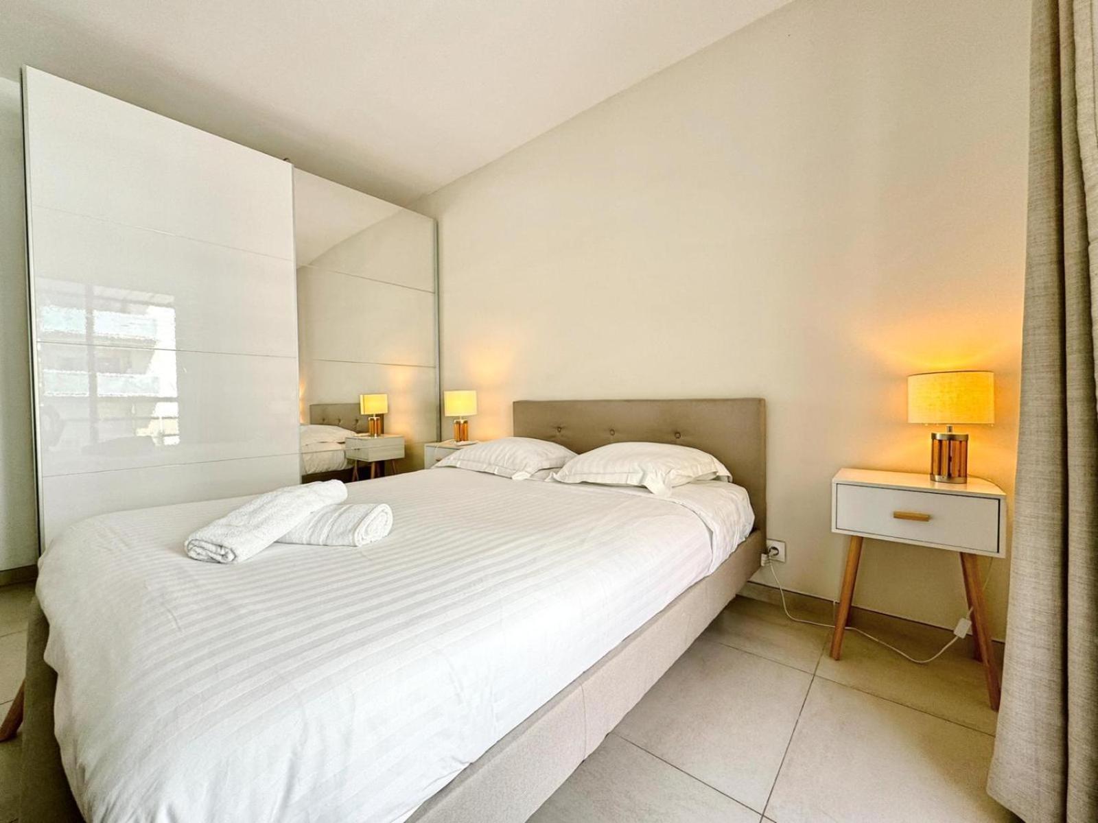 Villa D'Este - Apt 4 Prs - Clim - 300M Plage - Piscine-Parking En Option Juan-les-Pins Esterno foto